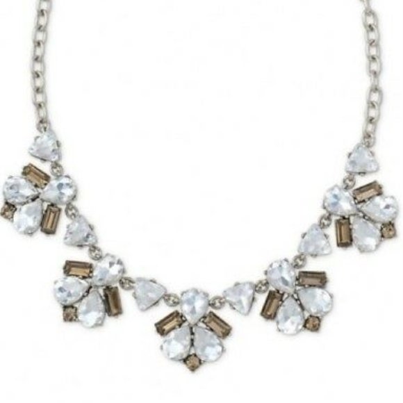 Stella & Dot | Retired Lila Crystal Jeweled Statement Necklace - Picture 15 of 16